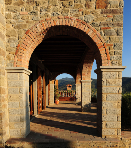 Others 5, Villa Senaia, Arezzo