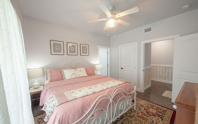 Bedroom 2, Port A Outback, Nueces