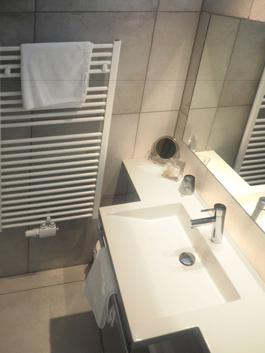 Bathroom 5, Hotel Saalbacher Hof, Zell am See