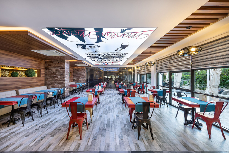 Food & Drinks 5, White City Beach - Adults Only, Alanya