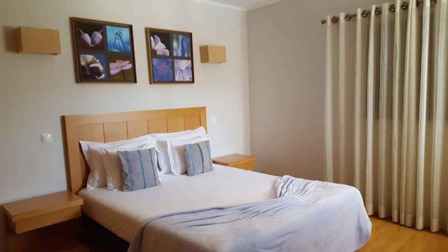 Bedroom 3, Vicentina Hotel, Aljezur