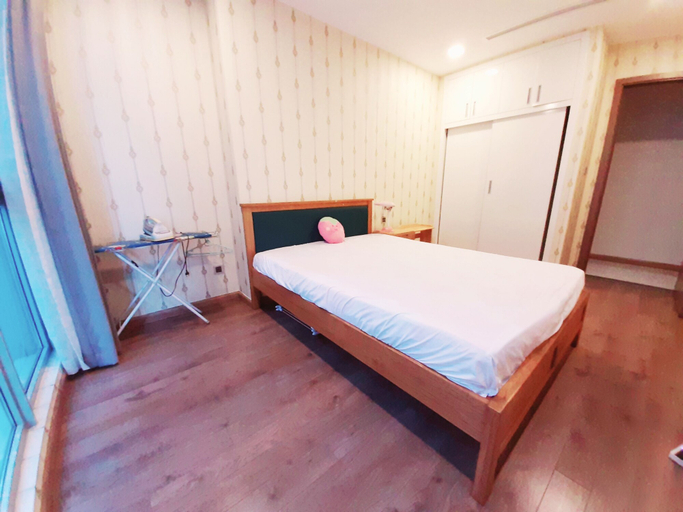 Bedroom 3, Spacious Modern 4-bed 140sqm Vinhomes Apartment, Bình Thạnh