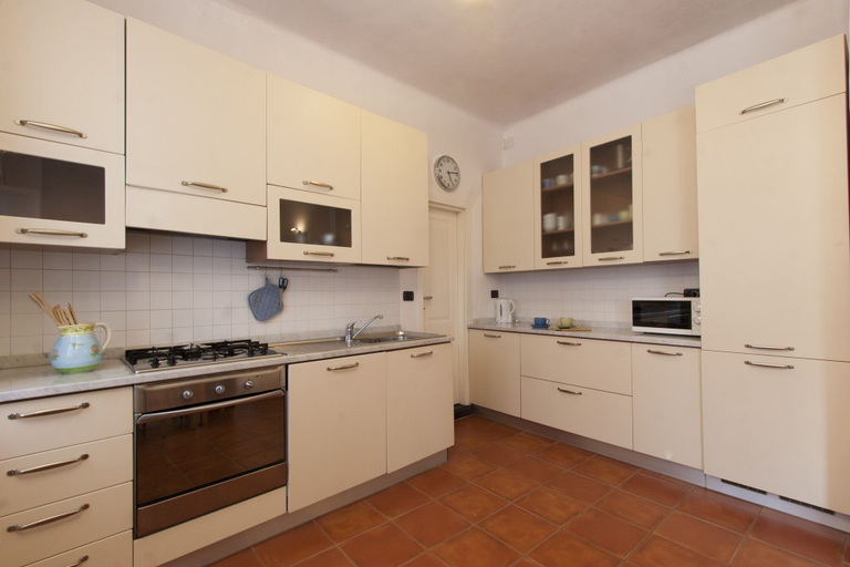 Private kitchen 5, JOIVY via Romana di Quarto, Genova