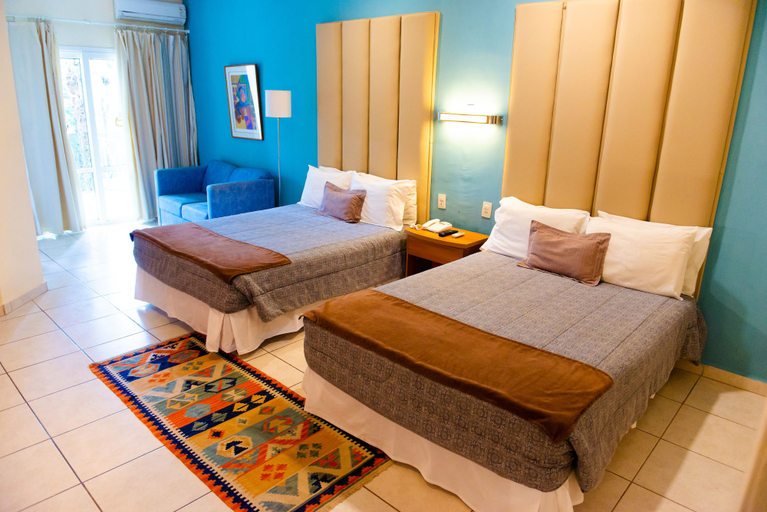 Bedroom 4, La Dolce Villa, Avare