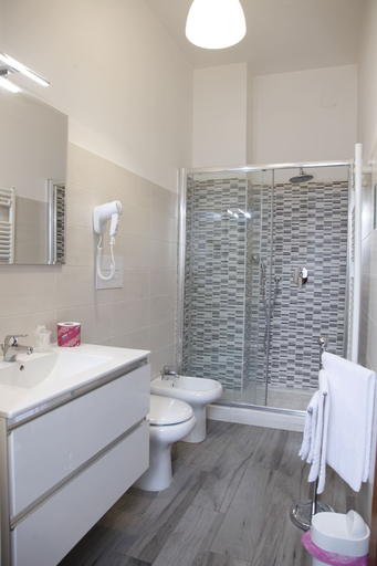 Bathroom 5, Hotel San Germano, Frosinone