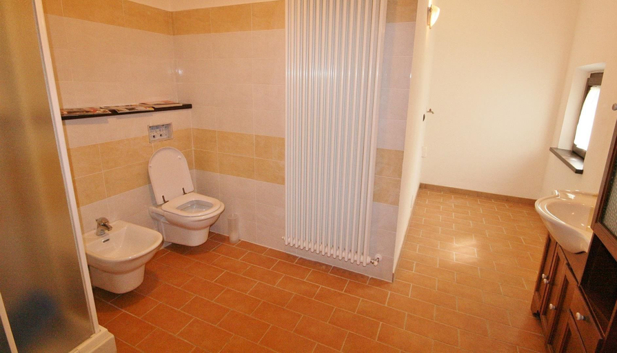 Bathroom 4, Villa Roberto, Belluno