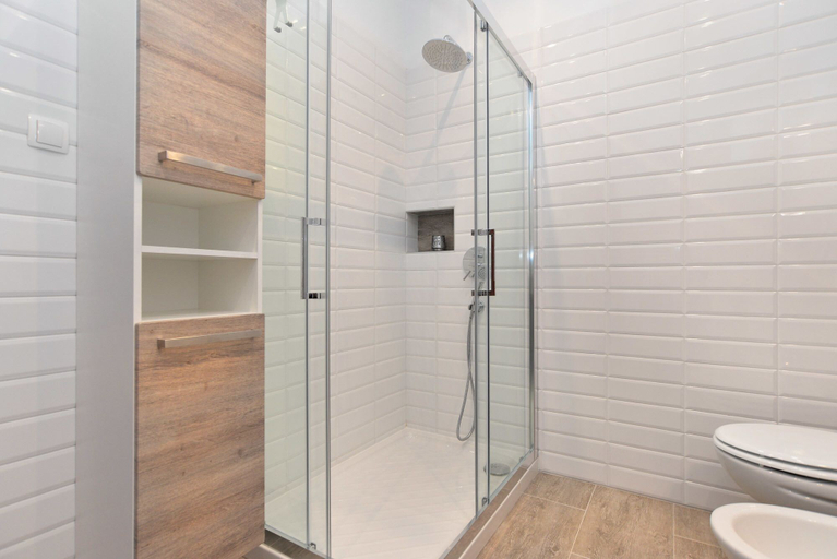 Bathroom 3, Apartment 70, Fažana