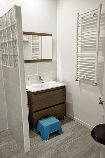 Bathroom 3, La Madriguera de Tomaso, Navarra