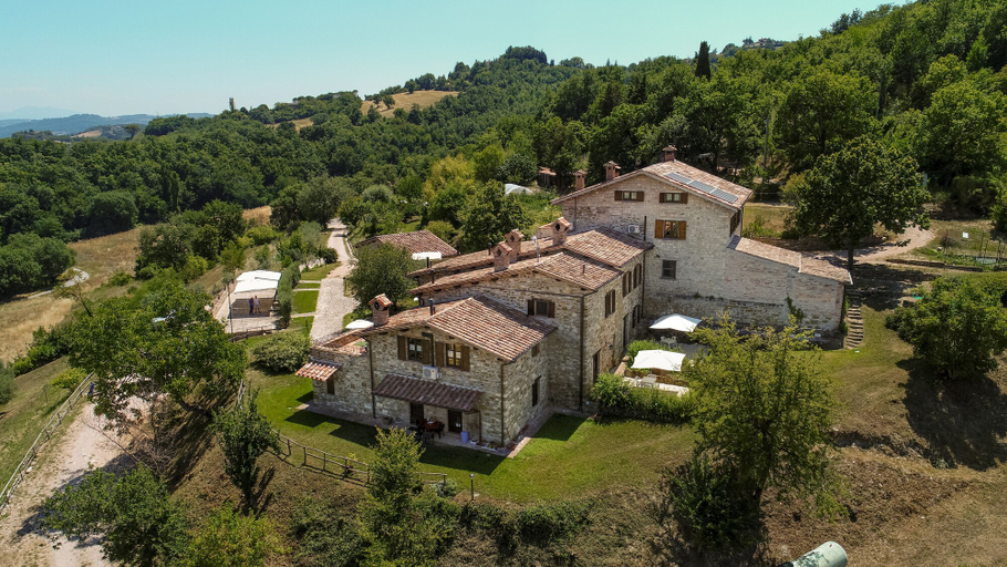 Exterior & Views 2, Agriturismo Fonte Chiara, Perugia