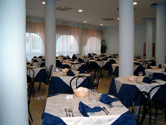 Food & Drinks 5, Hotel Club Alizé, Lecce