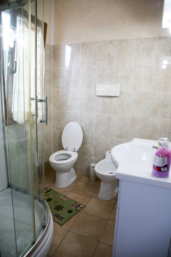 Bathroom, Hotel Ristorante Il Giardino, L'Aquila