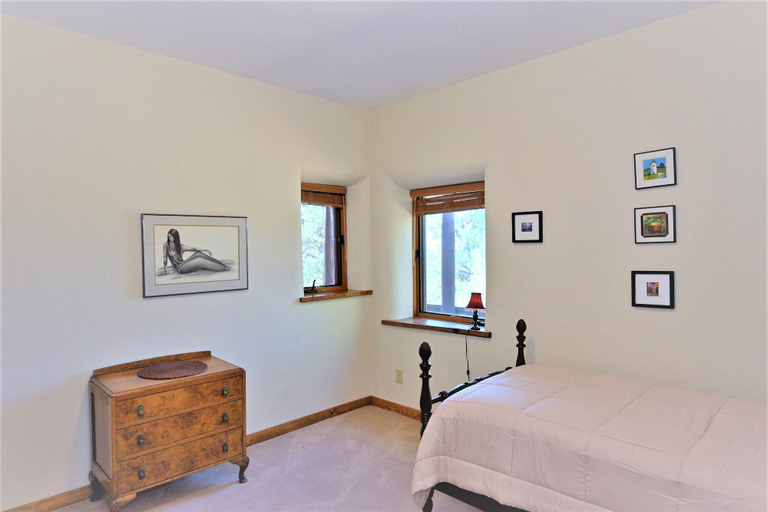 Bedroom 3, Grey Fox, Santa Fe