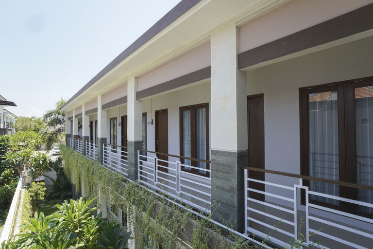 Exterior & Views 2, Capital O 2166 Elitya Stay, Denpasar