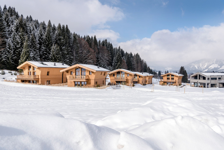 Exterior & Views, LA SOA Chalets & Eventlodge, Reutte