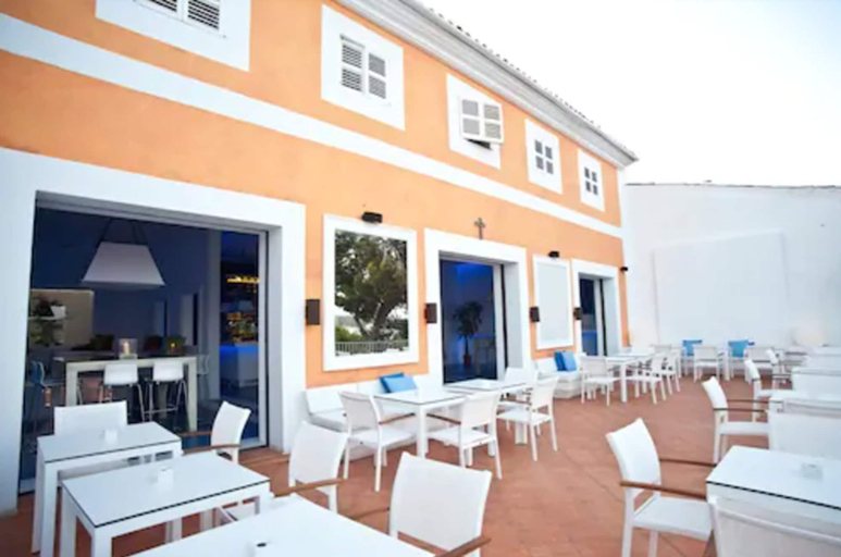 Food & Drinks 5, Hostal HPC Portocolom, Baleares