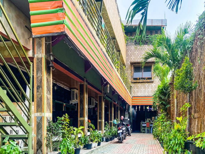 Exterior & Views 2, OYO 2518 Wilma Hotel Ii Premier, Kupang