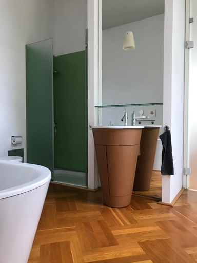 Bathroom 5, Hofgärtnerhaus, Dresden