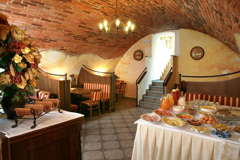 Food & Drinks 4, Hotel v Centru, České Budějovice