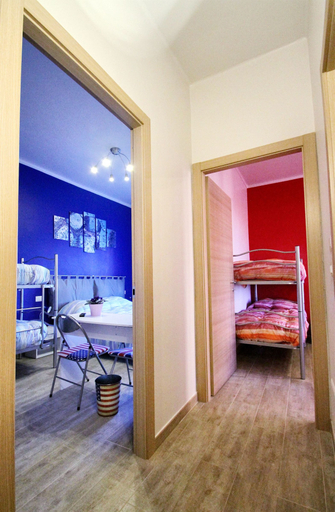 Others 5, B&B il Rosso e il Blu, Cuneo