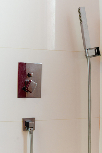 Bathroom 4, Marina Plaza, Loulé