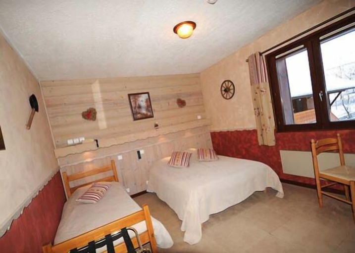 Bedroom 3, La Boule de Neige, Haute-Savoie
