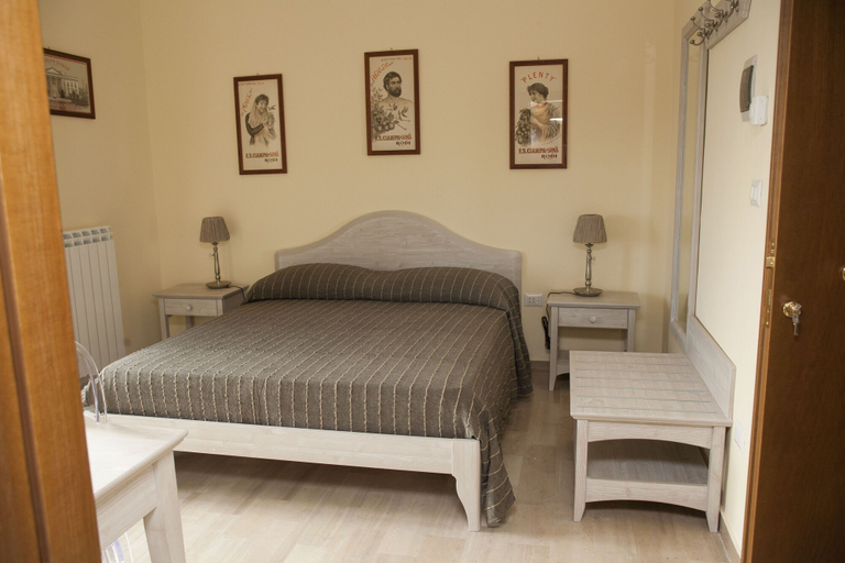 Bedroom 4, L'Antico Monastero, Foggia