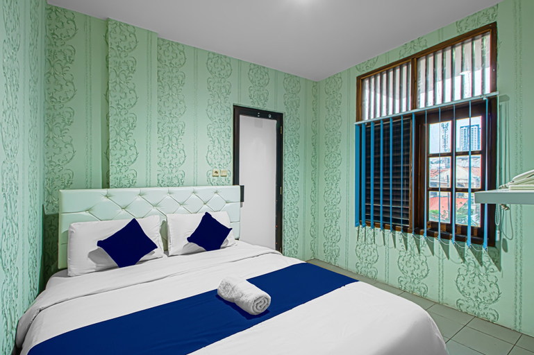 Bedroom 21