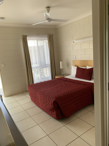 Bedroom 5, Collinsville Motel, Bowen