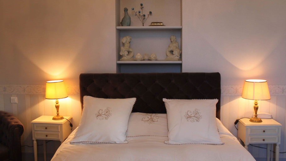 Bedroom 5, Manoir des Chanterelles, Tarn-et-Garonne