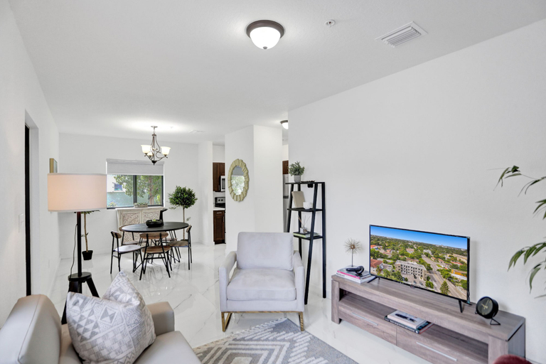 Others 4, Renzzi Wynwood Apartments, Miami-Dade