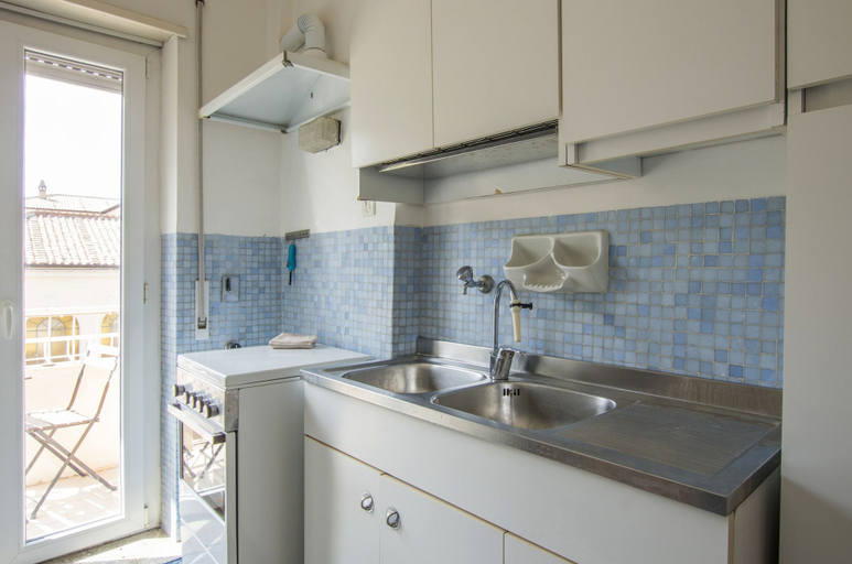 Others 5, Mure Aureliane Apartment, Roma