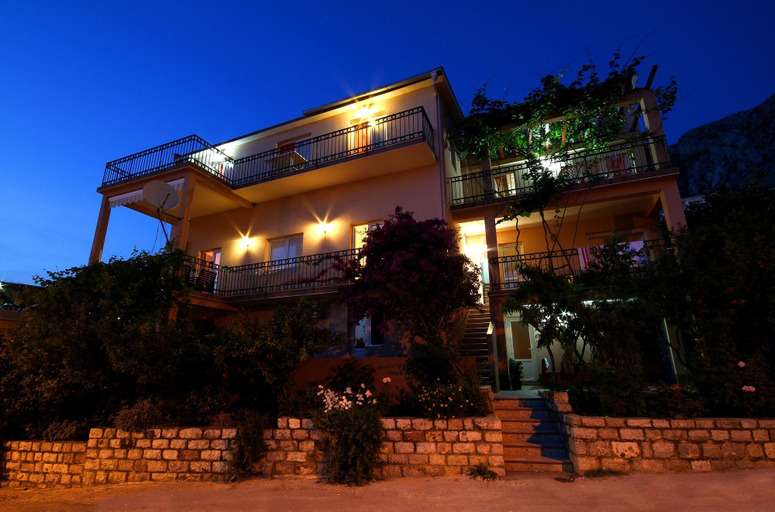 Exterior & Views 2, Apartments Grand