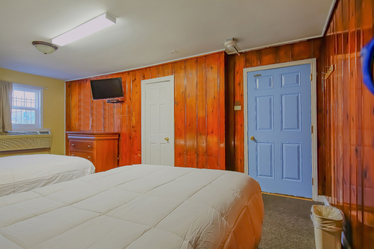 Bedroom 2, Hotel O Markham IL near Harvey/Tinley Park, Cook