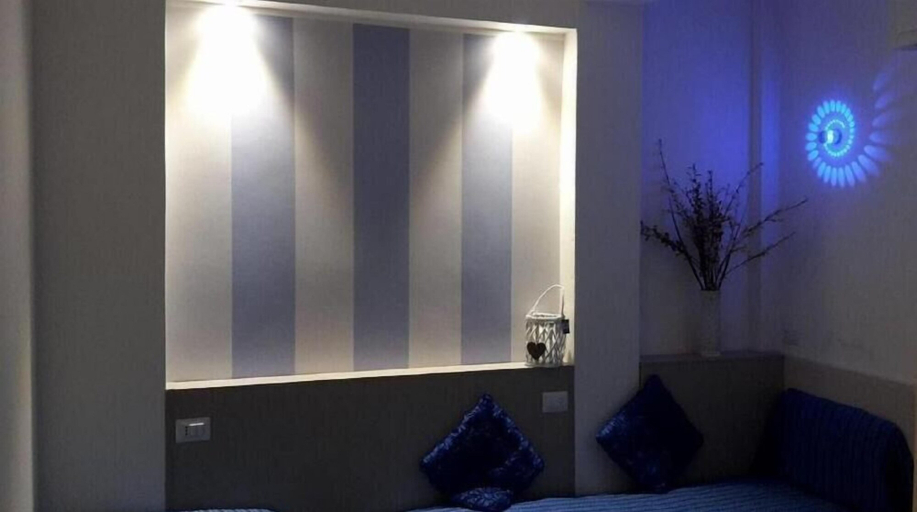 Bedroom 3, Hotel Arno, Rimini