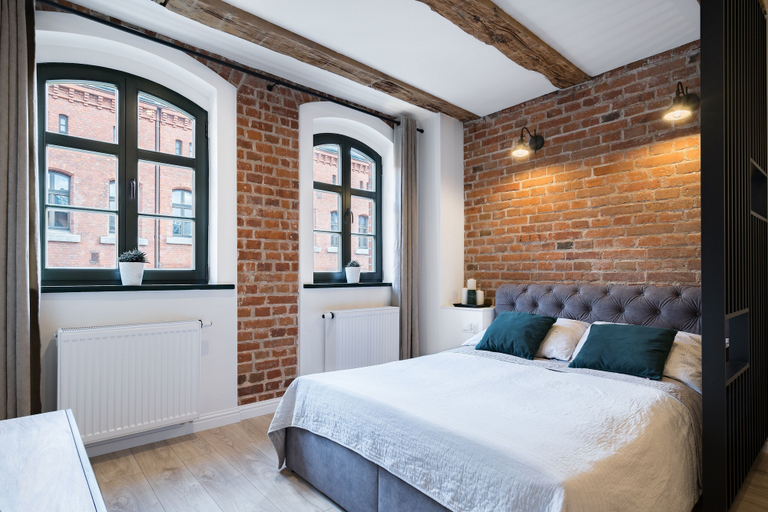 Bedroom 4, Miodowa Faktoria 7, Toruń City