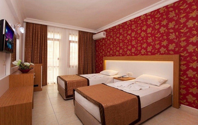 Bedroom 3, Diamore Hotel, Alanya