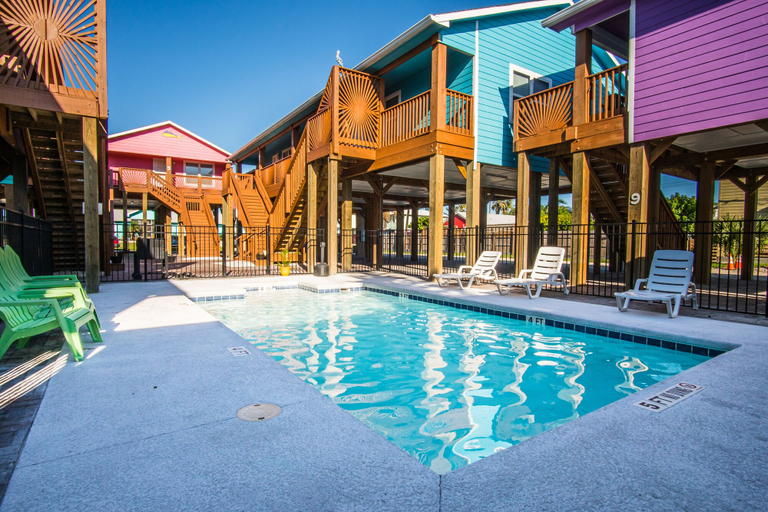 Sport & Beauty 4, Anchor Court Cottage #6, Nueces