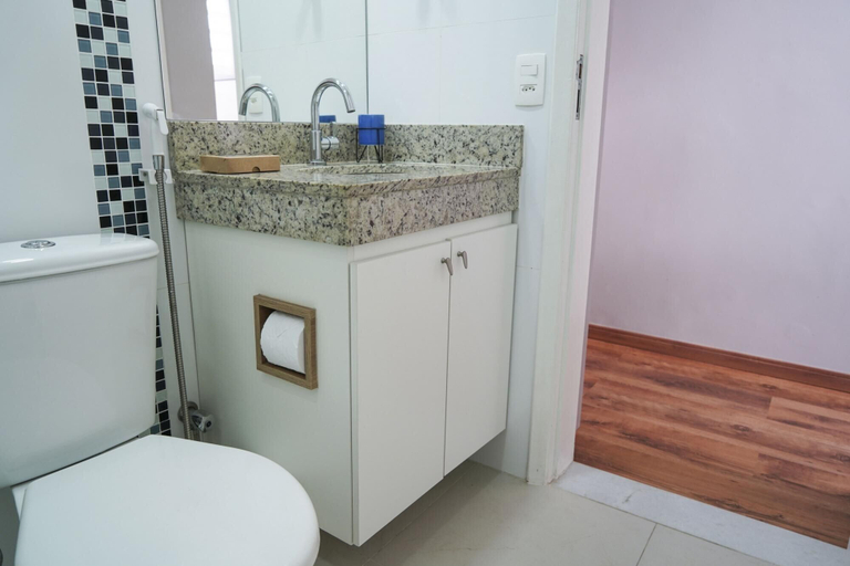 Bathroom 5, Comfort in Copacabana 150m From the Beach Nsc1203, Rio de Janeiro