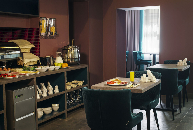 Food & Drinks 5, Hotel Wellion Paveletskaya, Central