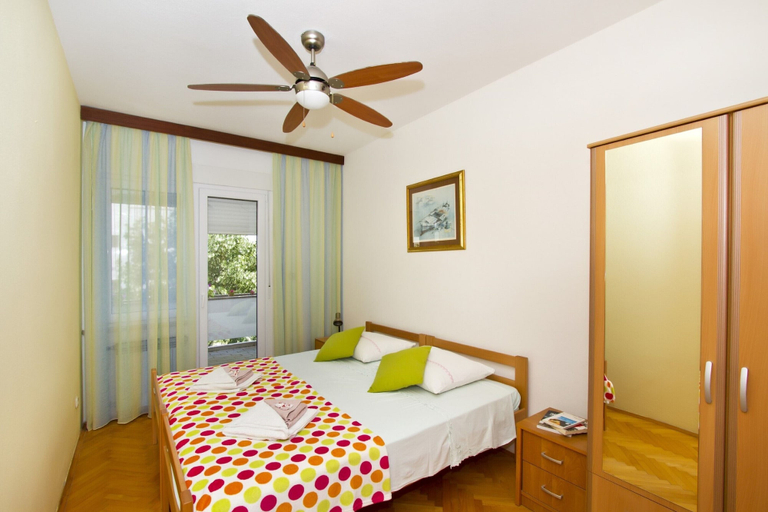 Bedroom 2, Apartment Topic near Beach, Podstrana