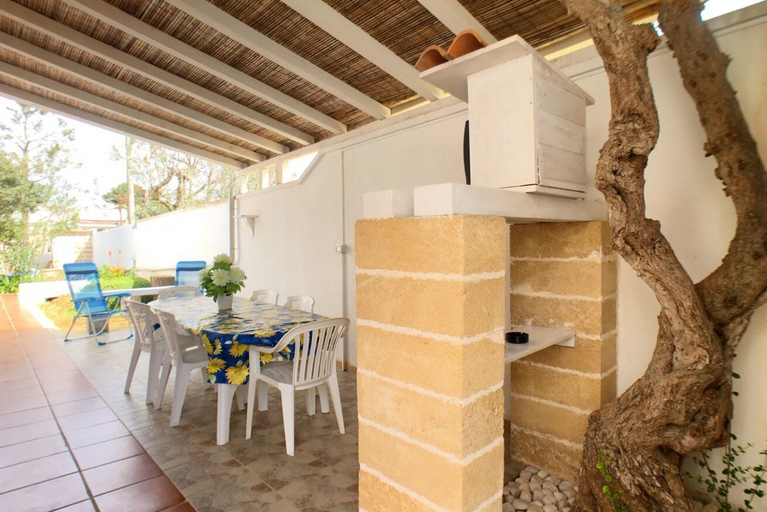 Others 4, Villa La Torre, Lecce