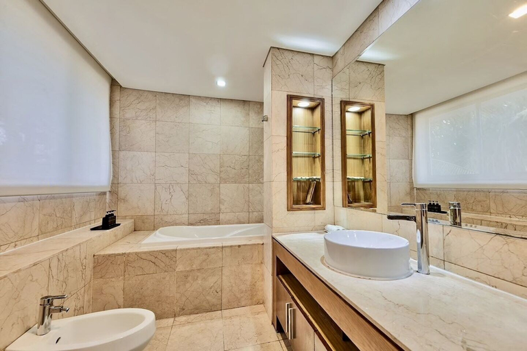 Bathroom 3, Ocean Villa Danang Beach, Da Nang