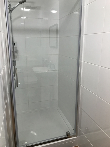 Bathroom 3, Oxford Bed and Breakfast, Oxfordshire
