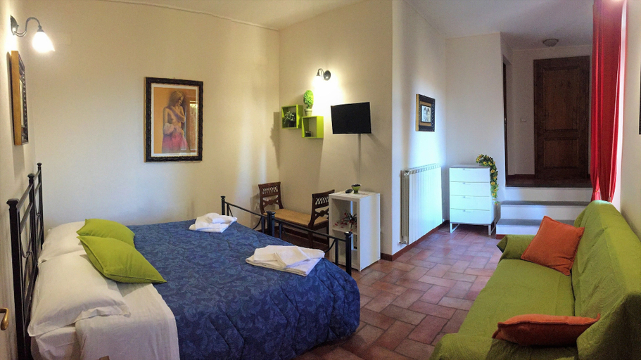 Bedroom 2, Villa Bizzi, Perugia