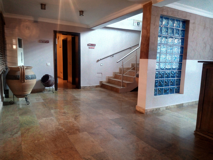 Others 5, Allure Suites, Surulere