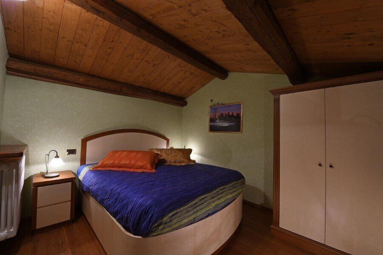 Bedroom 2, Villa Durando, Cuneo