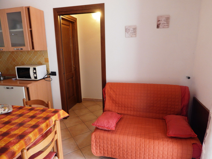 Living area, Casa Civetta, Nuoro