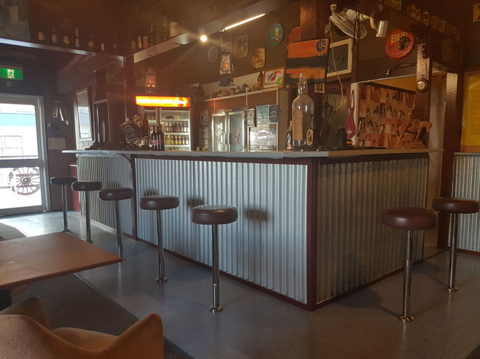 Food & Drinks 4, Monto Colonial Motor Inn, Monto
