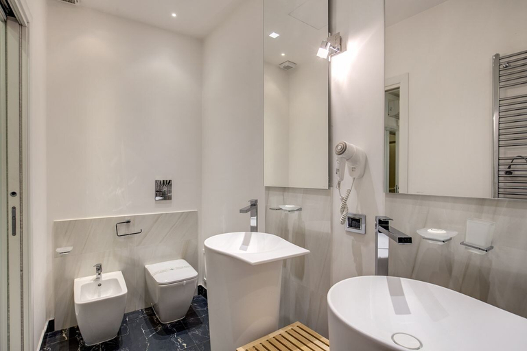 Bathroom 5, Navona Living Rome, Roma