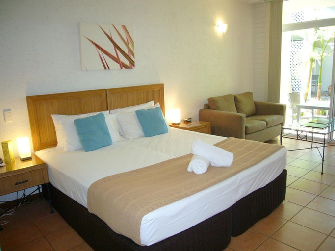 Bedroom 3, Port Douglas Retreat, Douglas